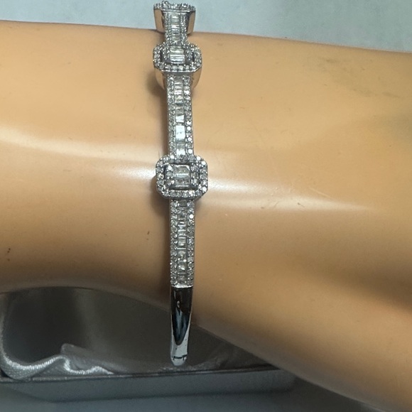 BRACELET, DIAMOND, BANGLE, 7.25”. ELEGANT, ART DECO - Picture 2 of 13